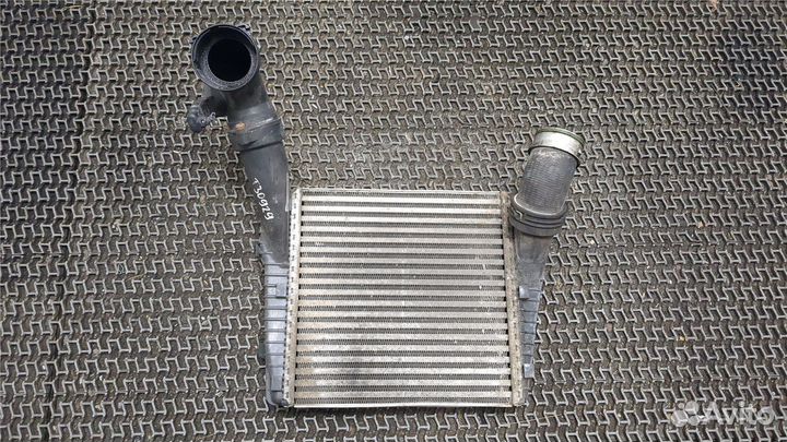 Радиатор интеркулера Volkswagen Touareg, 2009