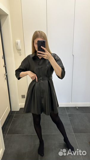 Платье из экокожи