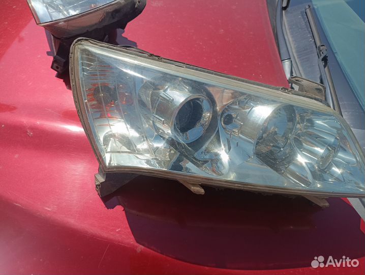 Правая фара Geely Emgrand EC7