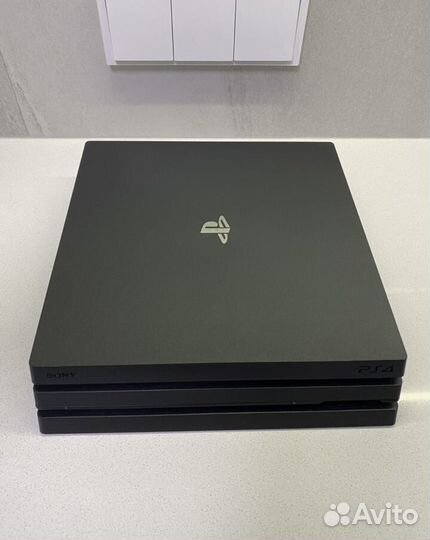 Sony PS4 pro 1tb