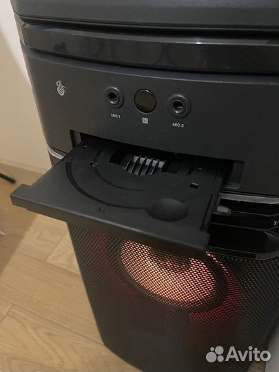 Музыкальный центр, Bluetooth колонка LG65