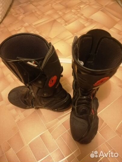 Мотоботы 38р-р