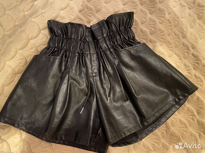 Шорты женские кожаные