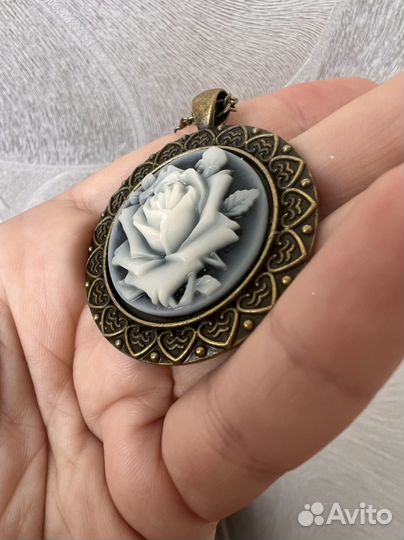 Камея на цепочке колье ожерелье бусы