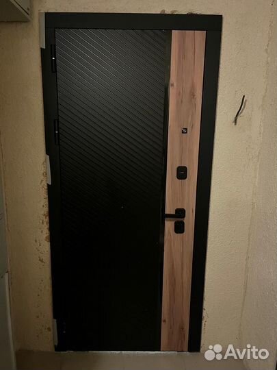 Дверь входная металлическая