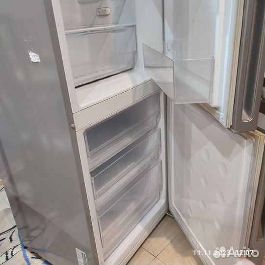 Холодильник Самсунг