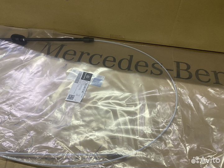 Трос ручного тормоза центр Mercedes sprinter W906