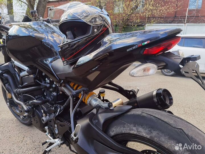 Ducati monster 1200R