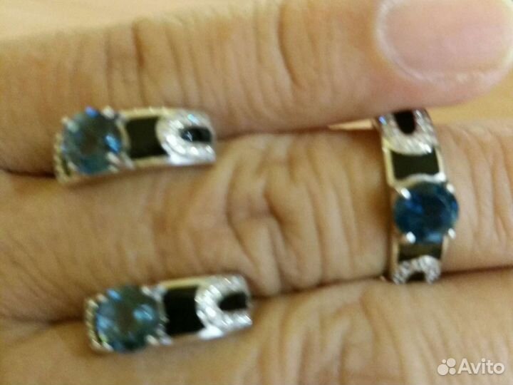 Серебряный комплект новый