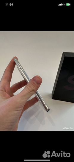 Samsung Galaxy S22, 8/256 ГБ