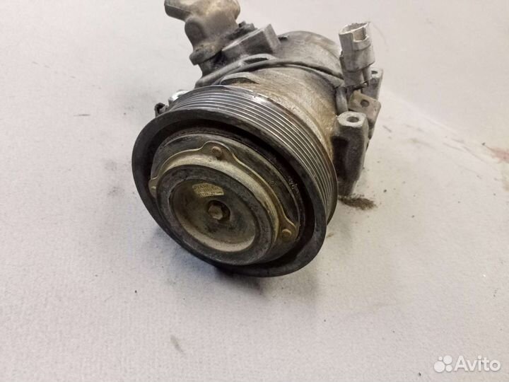 Компрессор кондиционера Toyota RAV4 2004гв 2,4