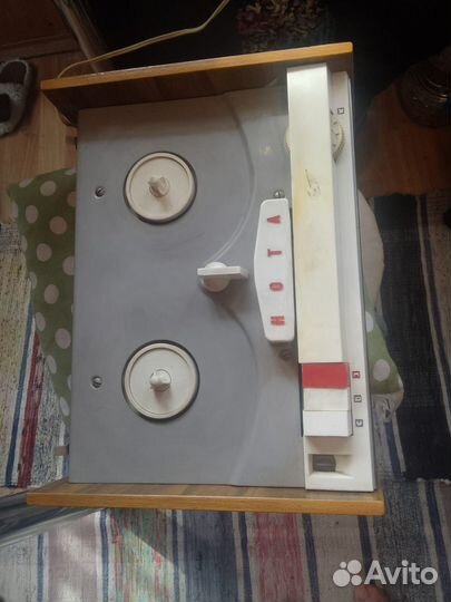 Катушечный магнитофон нота