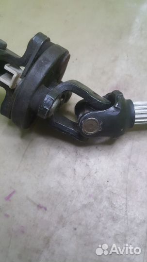 Рулевой карданчик Volvo V70 D5244T 2004Г.в