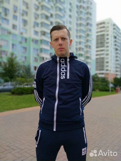 Тренер по футболу