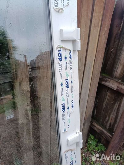 Дверь пвх входная 105*235см