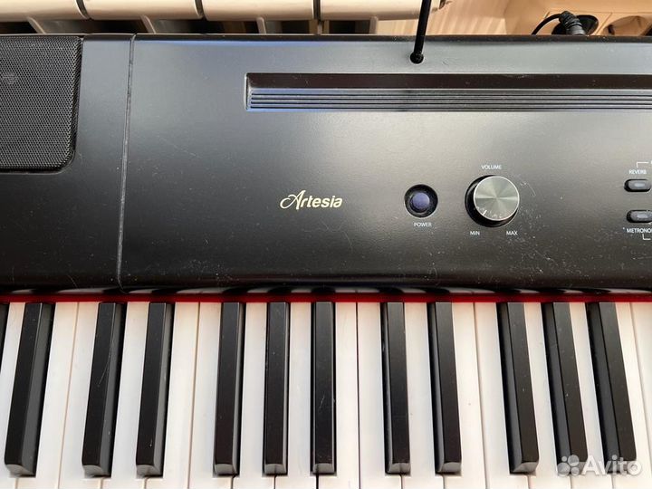 Цифровое пианино artesia