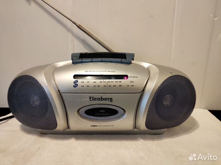 Магнитола с батарейками