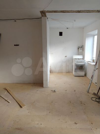 2-к. квартира, 46 м², 4/4 эт.