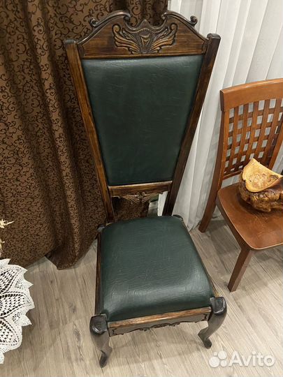 Антикварный стул (ручная работа)
