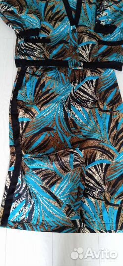 Костюм женский 54 р