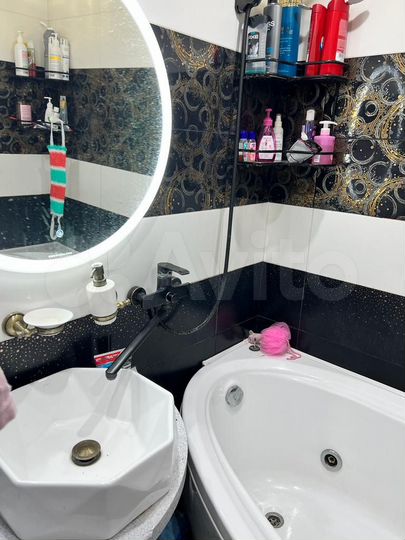 3-к. квартира, 65 м², 6/10 эт.