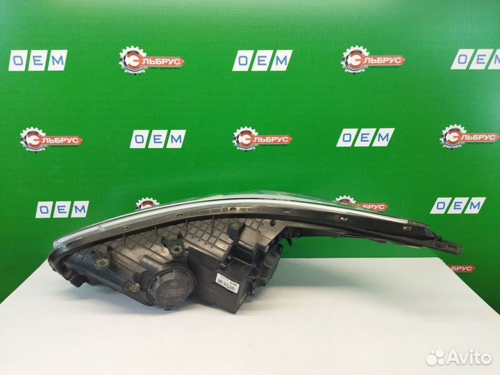 Фара правая Kia Ceed 2