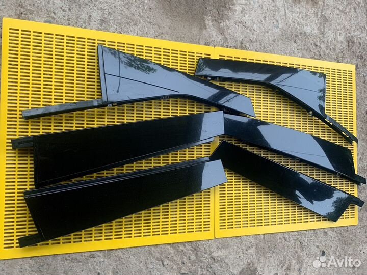 Молдинги дверей чёрный хром Фольксваген NF