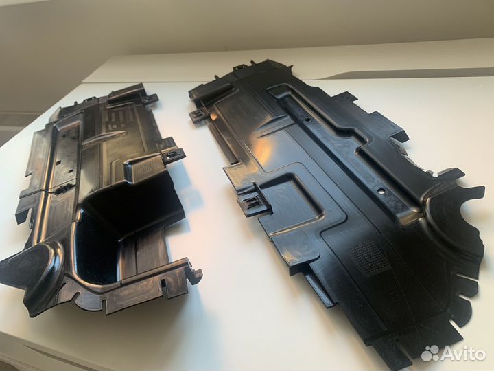 Воздуховод Радиатора Центральный Порше Кайен E3