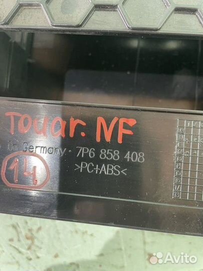 Крепление магнитолы Volkswagen Touareg 7P 3.0D