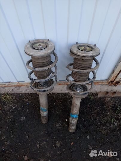 Стойки передние Bmw 5 e39