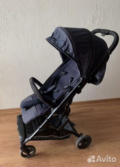 Коляска прогулочная