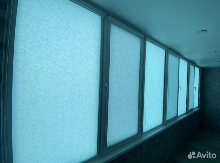 Рулонные шторы в коробе и с направляющими U5826