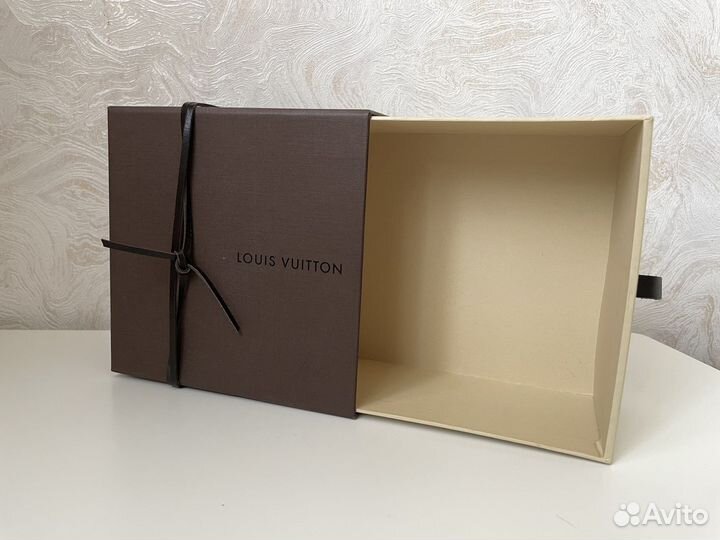 Louis vuitton коробка для ремня и пакет