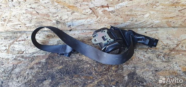 Ремень безопасности с пиропатроном Opel Astra J 2