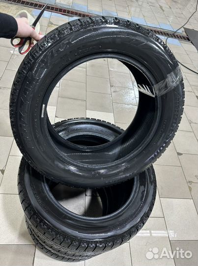 Bridgestone Blizzak VRX 205/55 R16