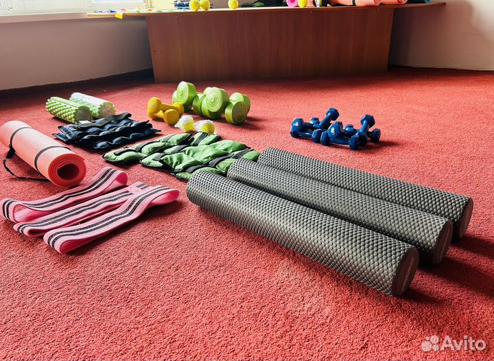 Инвентарь для фитнеса, йоги и пилатеса: ролы и т.д