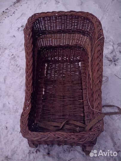 Санки и плетеные санки - карета