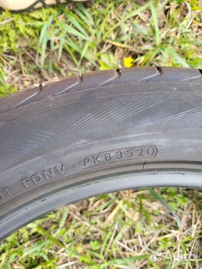 Yokohama Advan Sport V105 235/50 R19 и 255/45 R19