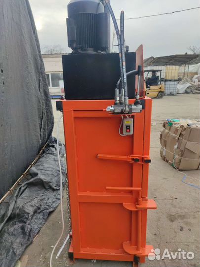 Пресс гидравлический пм-8 для вторсырья