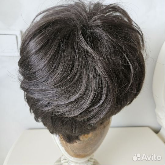 Парик женский короткий