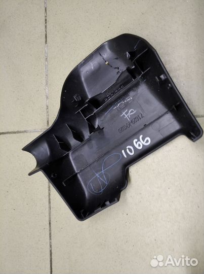 Накладка (кузов внутри) Fortuner 2015