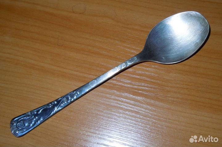 Ложки десертные мнц (нейзильбер) и щипцы