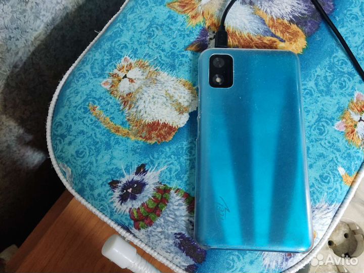 Itel A17, 16 ГБ