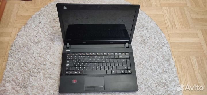 Ноутбук DNS MB40IA