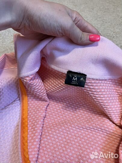 Спортивный рашгард женский