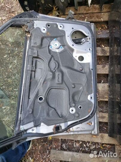 Дверь передняя левая Audi A4 B6 2000-2006
