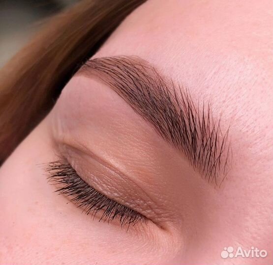 Оформление бровей и долговременная укладка бровей