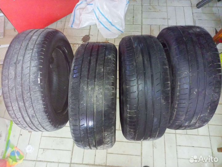 Michelin Primacy HP 215/55 R16