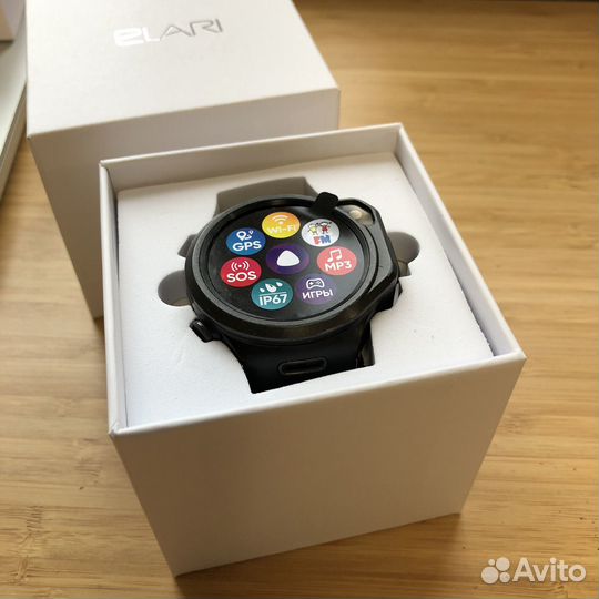 Детские смарт-часы Elari KidPhone 4GR