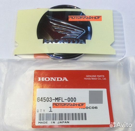 Правая наклейка бака CBR1000RR 64503MFL000